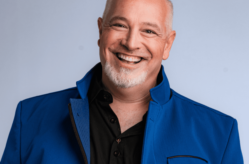 Derrick Mains Headshot - Horizontal